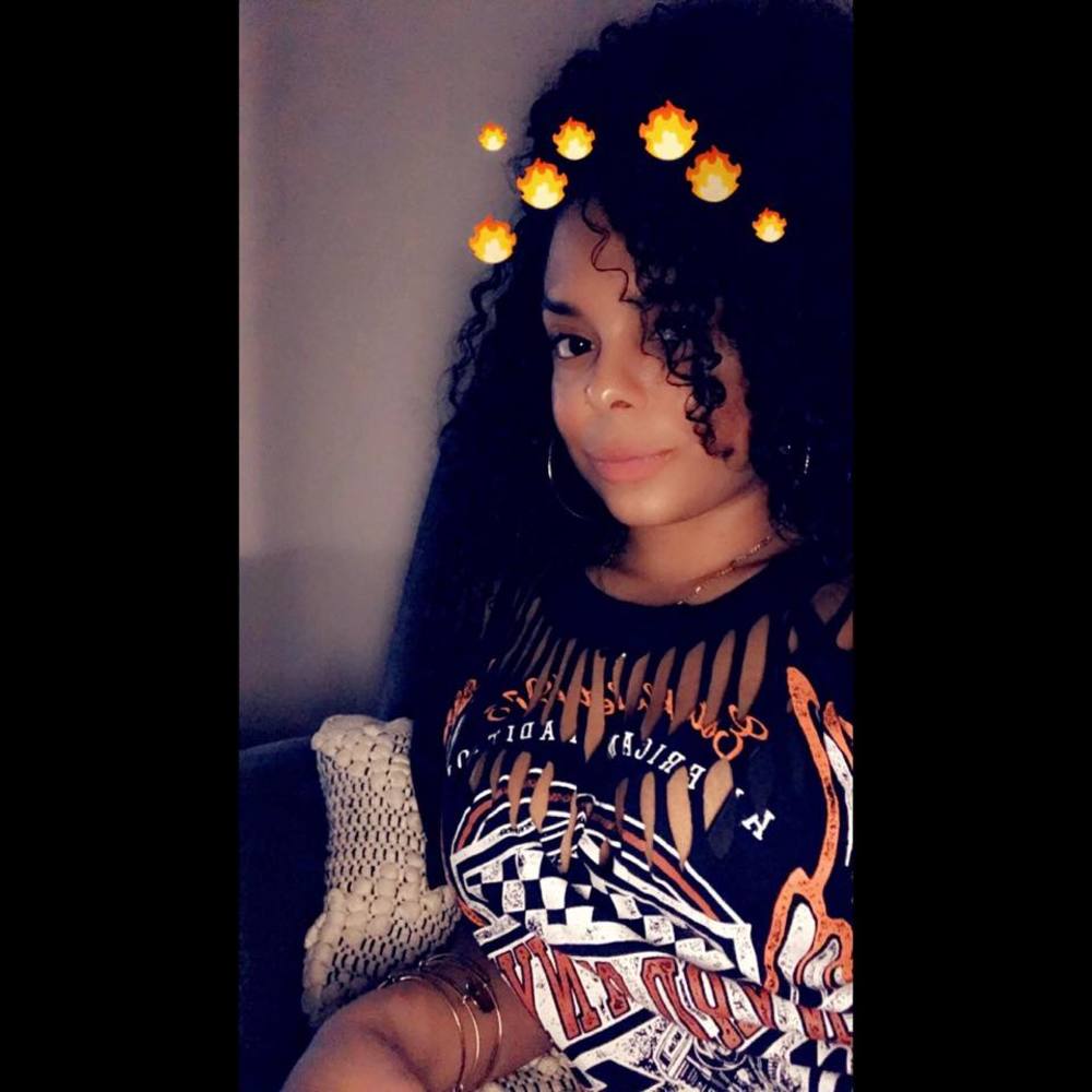 Meet your Posher, Marie